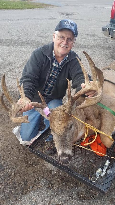 Gary Townsend from Prudenville bagged this monster 14-point